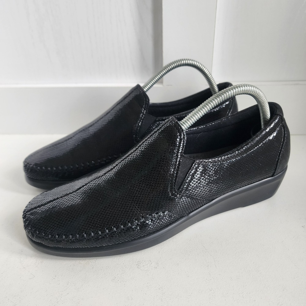 SAS Dream Black Snake Embossed Leather Comfort Loafers Women 10 SlipOn $199 MSRP